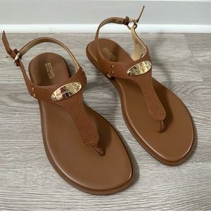 Michael Michael Kors Plate Sandal Women’s size 9.5